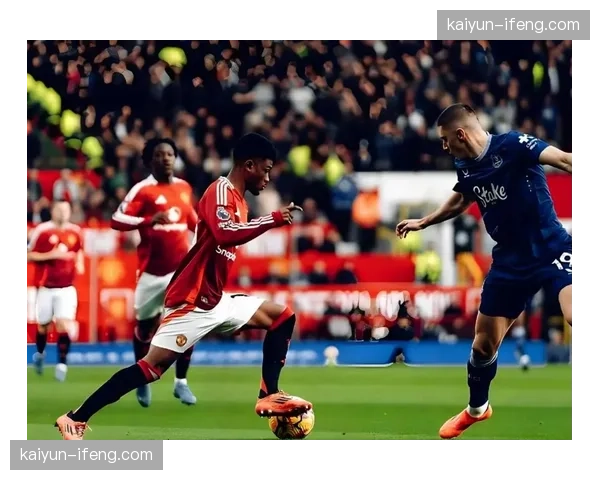 曼联定位球防守存在漏洞 马奎尔红牌暴露防线协同问题